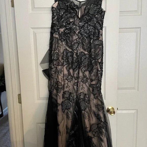 Montage by Mon Cherie Gown - Picture 4 of 13